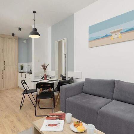 Wola Pet-Friendly Apartments With Ac Slawinska By Noclegi Renters Варшава Экстерьер фото
