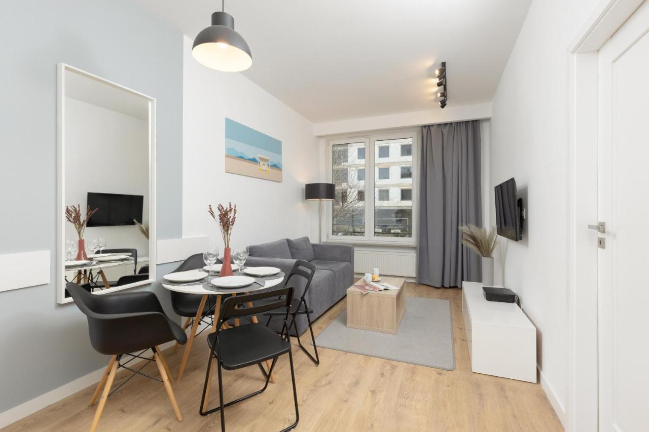 Wola Pet-Friendly Apartments With Ac Slawinska By Noclegi Renters Варшава Экстерьер фото