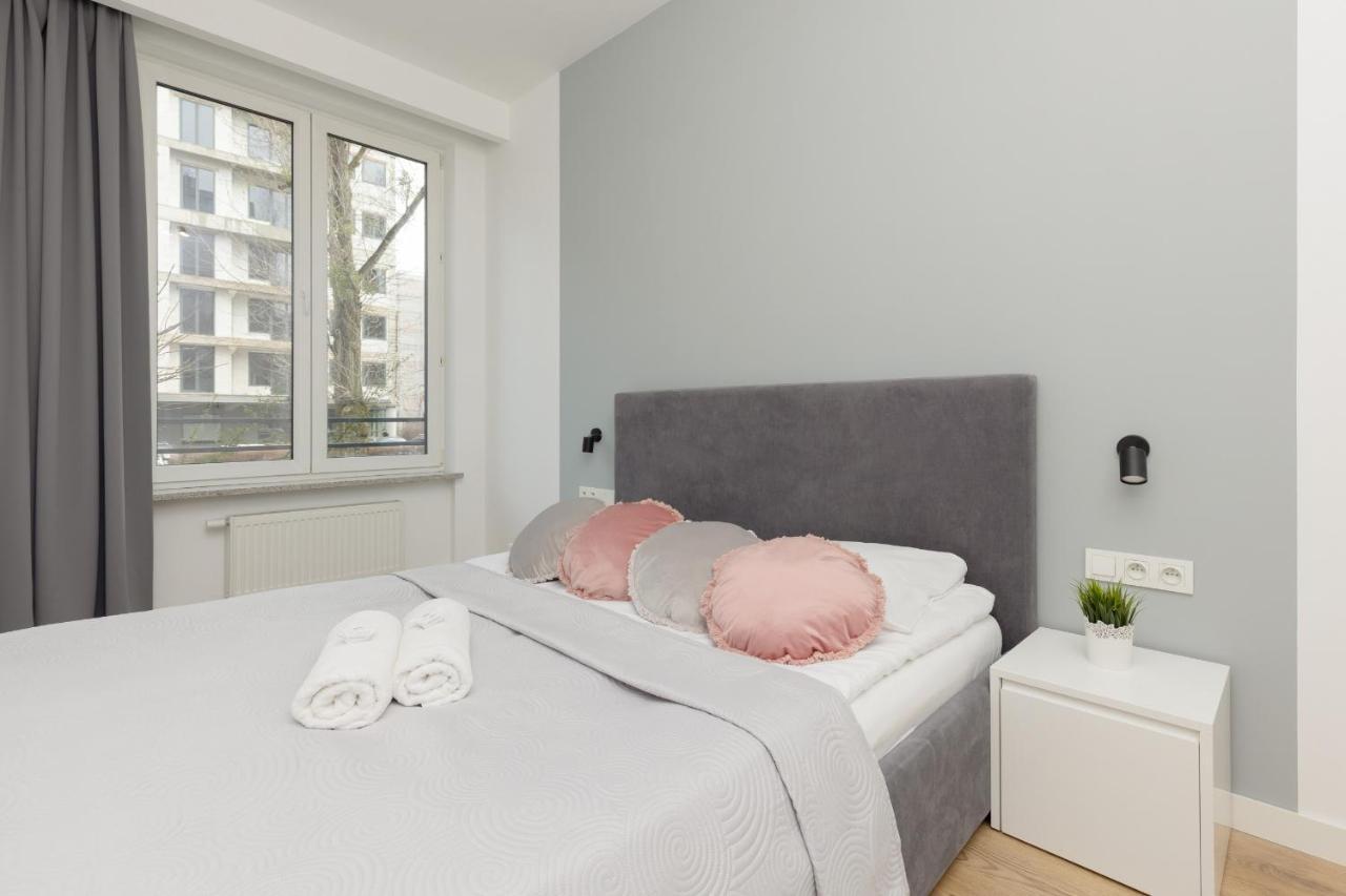Wola Pet-Friendly Apartments With Ac Slawinska By Noclegi Renters Варшава Экстерьер фото