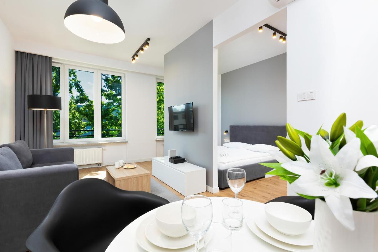 Wola Pet-Friendly Apartments With Ac Slawinska By Noclegi Renters Варшава Экстерьер фото